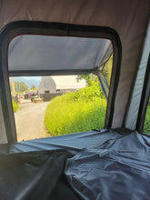 Load image into Gallery viewer, PLATEAU LIGHTWEIGHT ALUMINUM HARDSHELL TENT