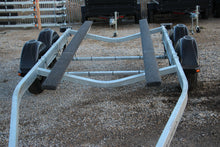 Load image into Gallery viewer, EZ Loader T96BS 19-22 4700