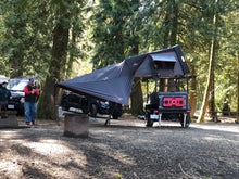 Load image into Gallery viewer, Glacier Foldable Hardshell Tent's