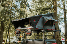 Load image into Gallery viewer, Glacier Foldable Hardshell Tent's